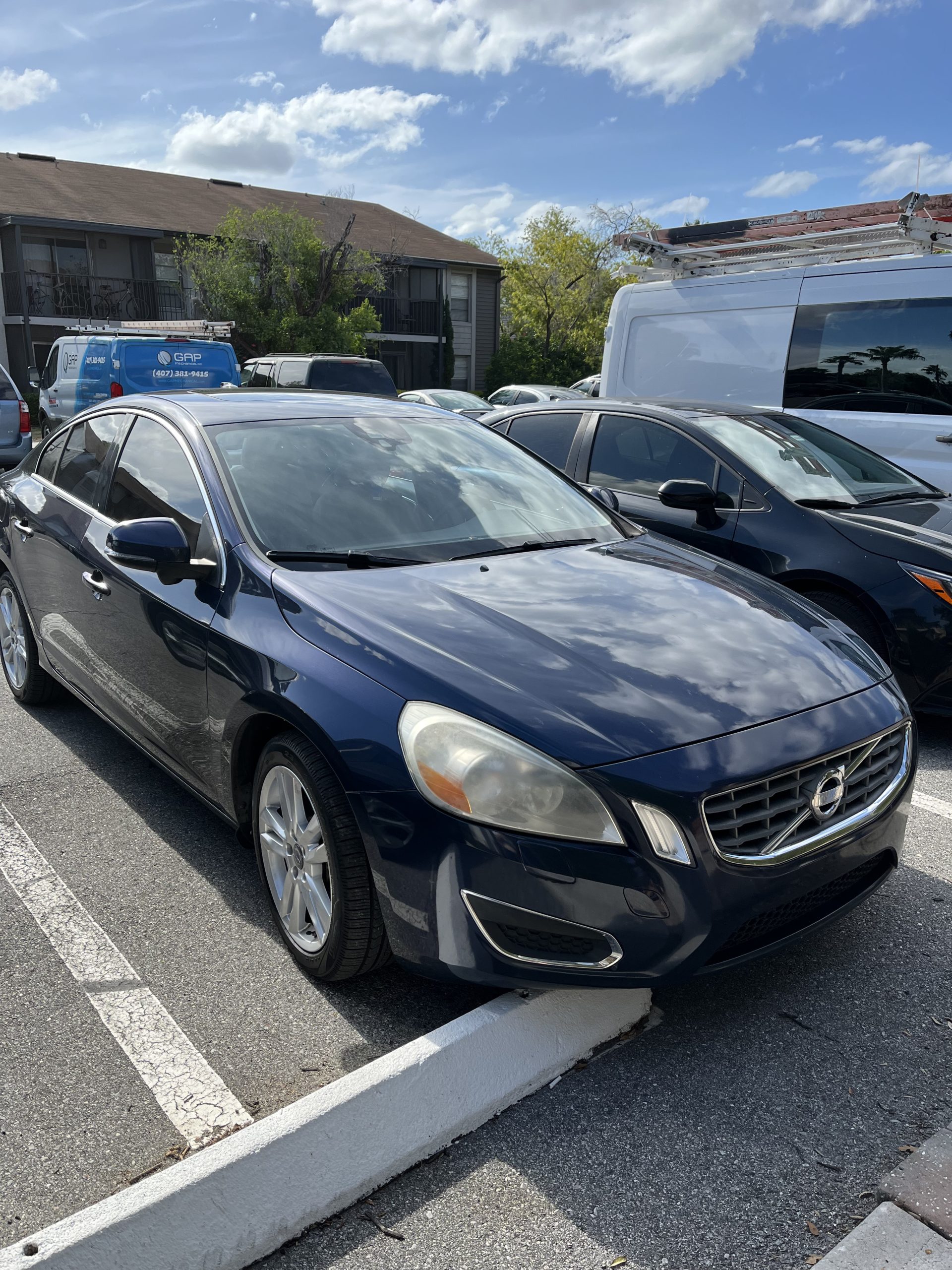 
								2013 Volvo S60 full									